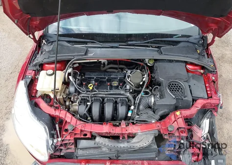 2013 Ford Focus Se z USA, uszkodzony, nr VIN 1FADP3K22DL305118